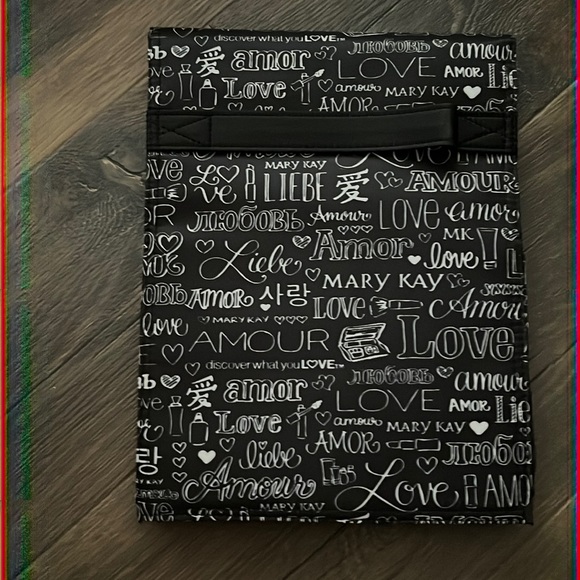 MARY KAY ROLL UP TRAVEL BAG (NEW) - Picture 1 of 3